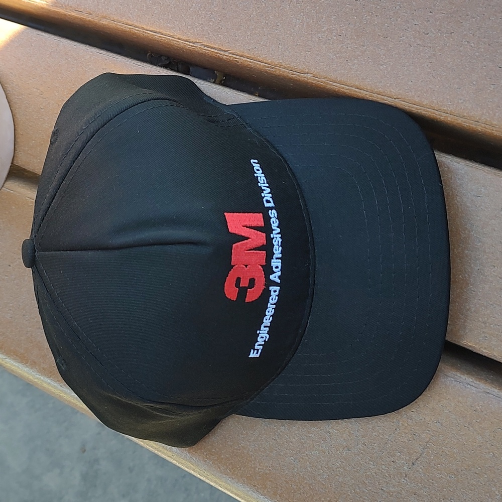 Vtg 3M Engineered Adhesives Division Embroidered Black Red Snapback Cap Hat